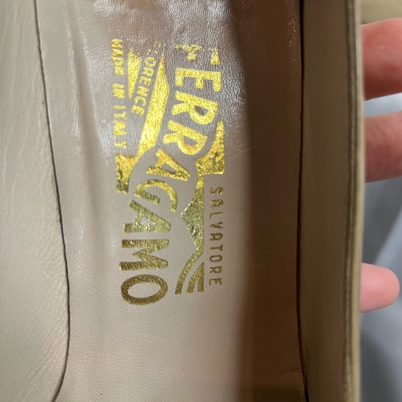 Vintage Ferragamo Leather Heels - Picture 10 of 11